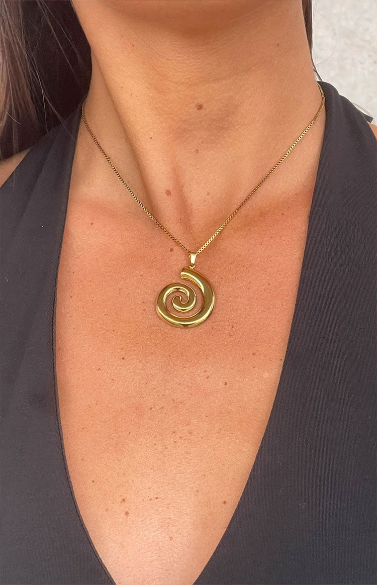Caledonia Gold Swirl Necklace Image