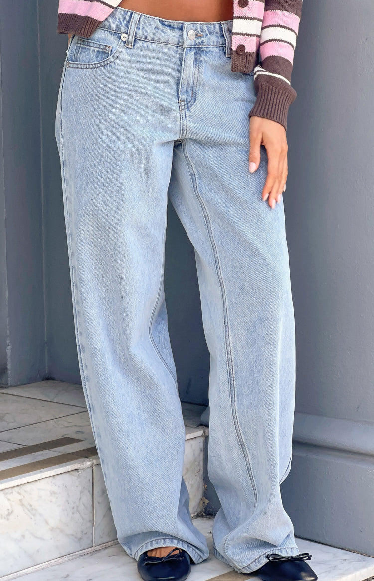 Beginning Boutique Carrie Light Wash Low Rise Jeans light wash denim low rise wide leg relaxed fit jeans with front pockets