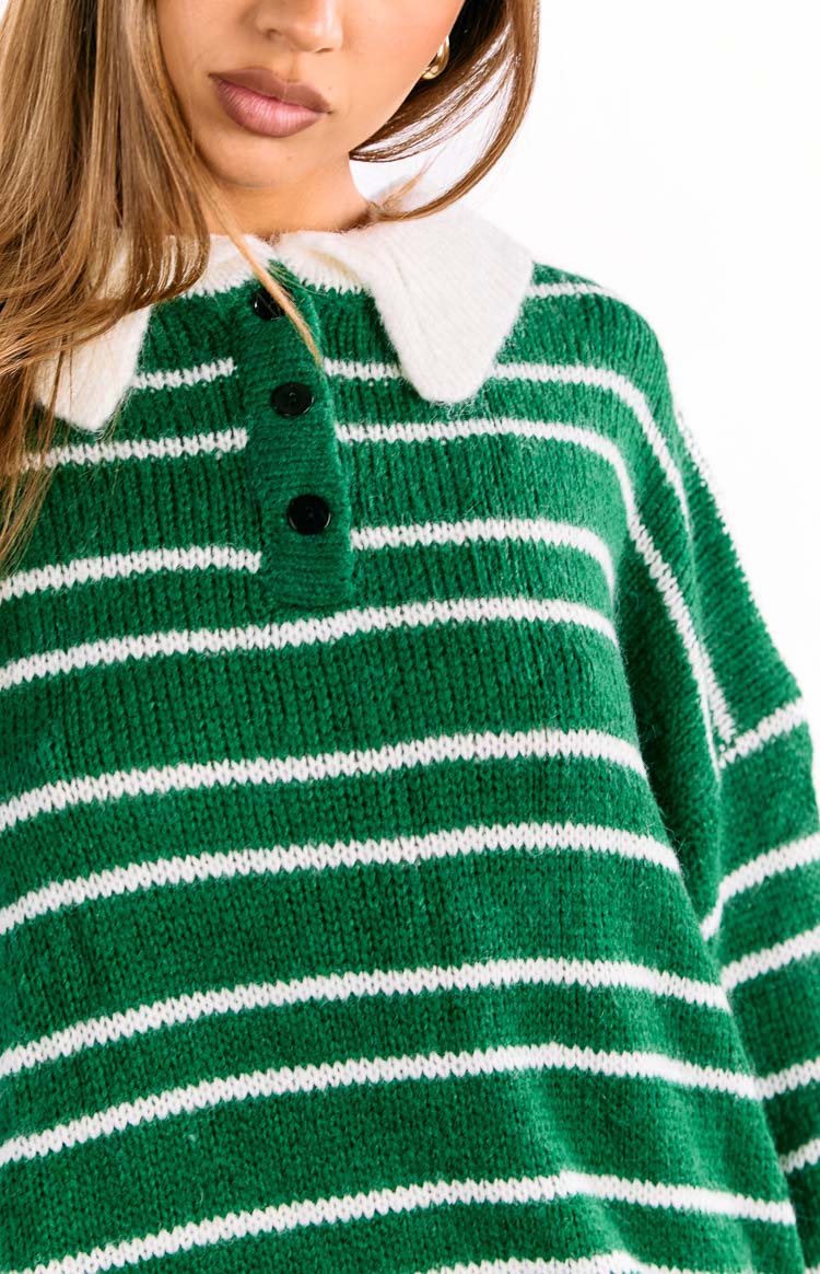 Lioness Rising Sun Jersey Forest Green Image