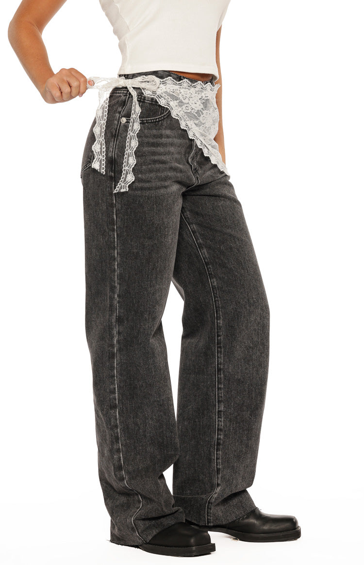 Priscille White Lace Triangle Scarf Image