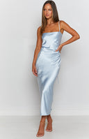 https://files.beginningboutique.com.au/20210301+-+Amaryllis+Dress+Baby+Blue.mp4