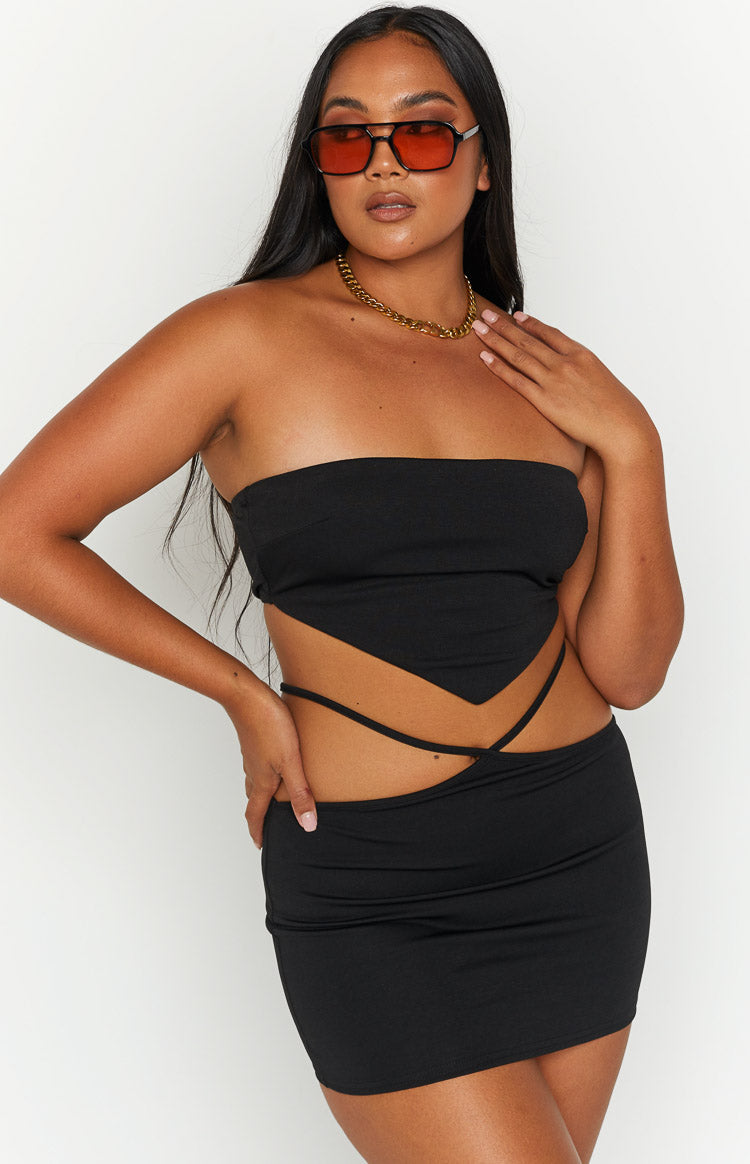 Beginning Boutique Jhai Black Bandana Top black strapless bandeau top with pointed bandana hem and waist wrap straps